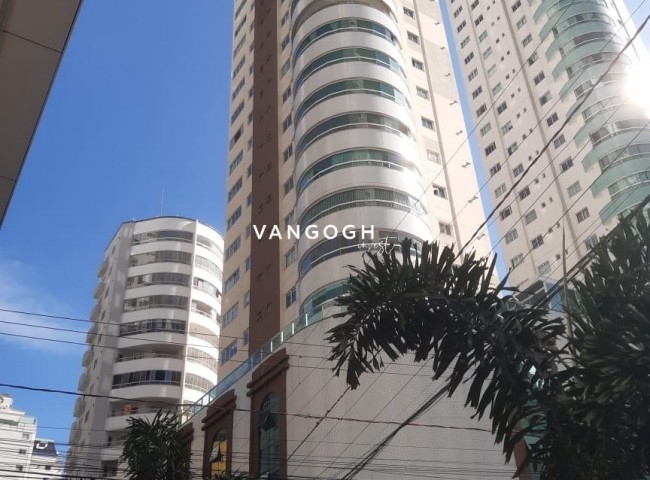 Apartamento 3 dormitórios Torre de Malaga, Pioneiros - Balneário Camboriú