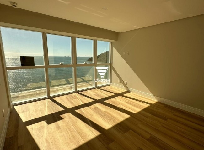 Apartamento 4 dormitórios One Tower Residence, Frente Mar - Balneário Camboriú