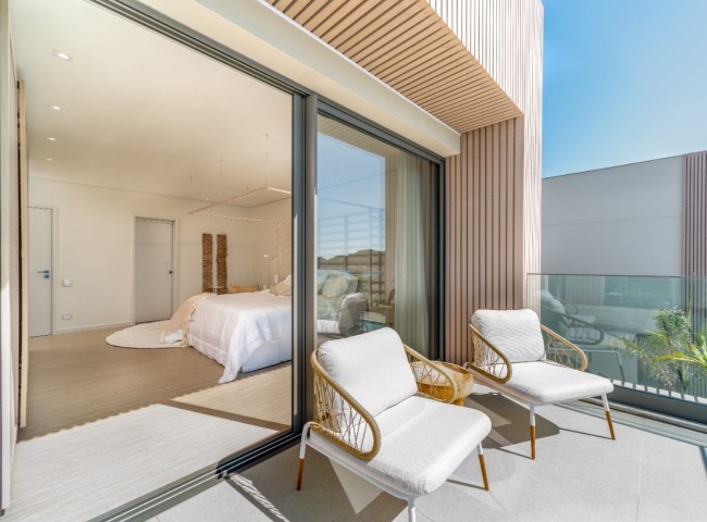 Casa 4 dormitórios Casa Estaleiro