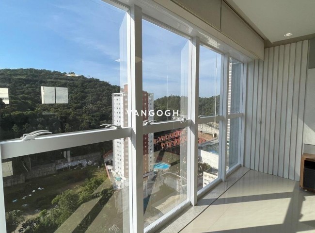 Apartamento 4 dormitórios Ed. Cartier Residence, Pioneiros - Balneário Camboriú