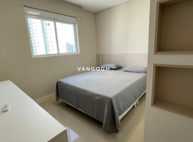 Apartamento 4 dormitórios Ed. Cartier Residence, Pioneiros - Balneário Camboriú