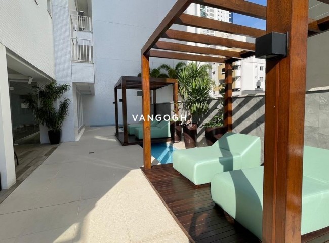 Apartamento 4 dormitórios Ed. Cartier Residence, Pioneiros - Balneário Camboriú