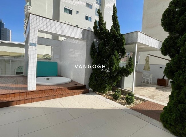 Apartamento 4 dormitórios Ed. Cartier Residence, Pioneiros - Balneário Camboriú