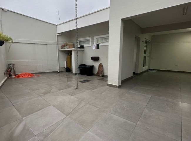 Casa 4 dormitórios , Praia Brava - Itajaí