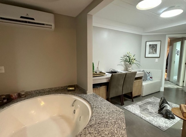 Casa 4 dormitórios , Praia Brava - Itajaí