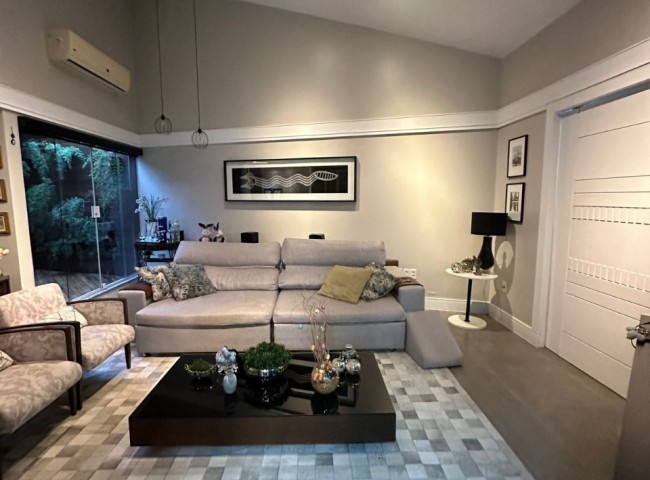 Casa 4 dormitórios , Praia Brava - Itajaí