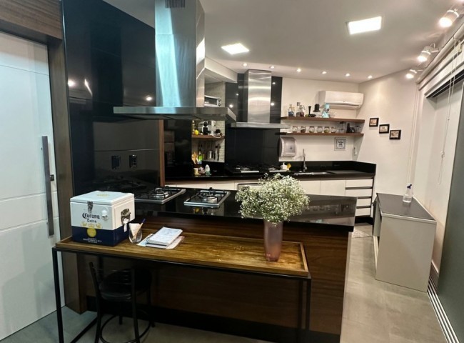 Casa 4 dormitórios , Praia Brava - Itajaí