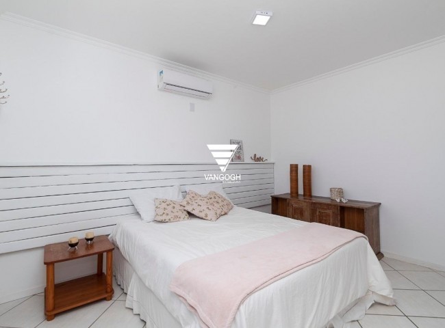 Casa 6 dormitórios , Centro - BOMBINHAS