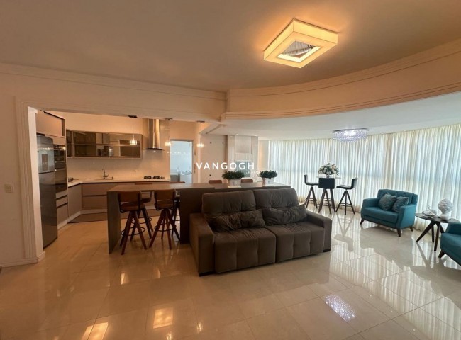 Apartamento 3 dormitórios La Madeson, Quadra Mar - Balneário Camboriú