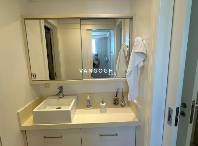 Apartamento 3 dormitórios La Madeson, Quadra Mar - Balneário Camboriú