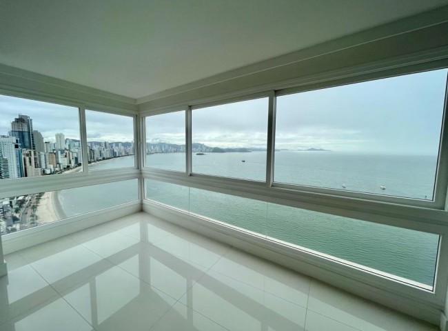 Cobertura 7 dormitórios Gran Palazzo, Frente Mar - Balneário Camboriú