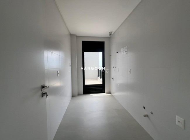 Apartamento 3 dormitórios Dusseldorf