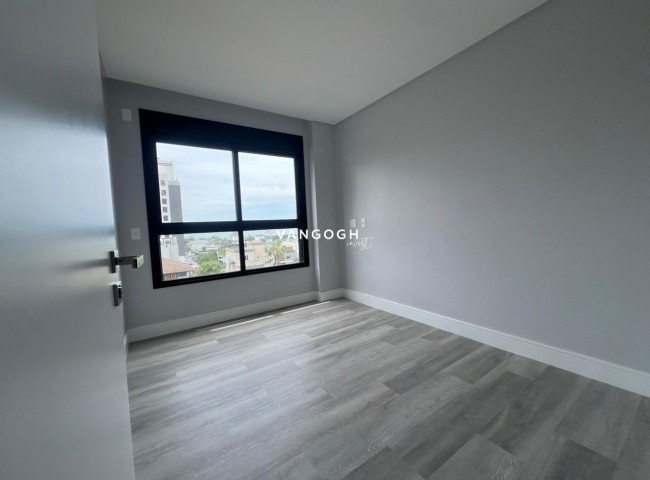 Apartamento 3 dormitórios Dusseldorf