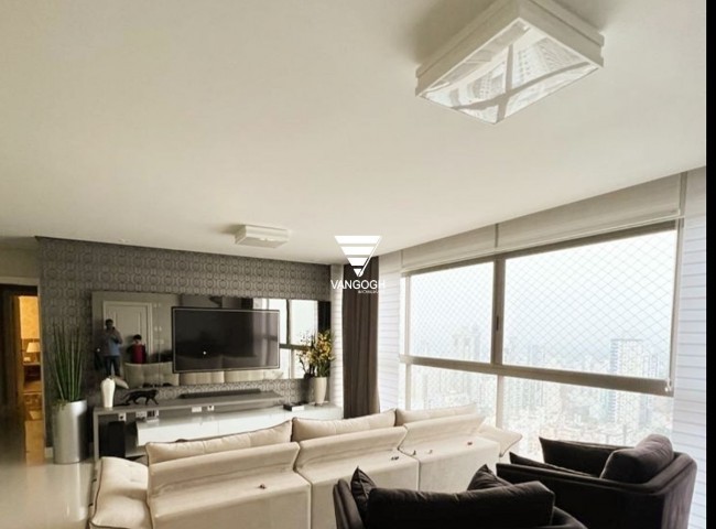 Apartamento 3 dormitórios Privilège Residence, Quadra Mar - Balneário Camboriú