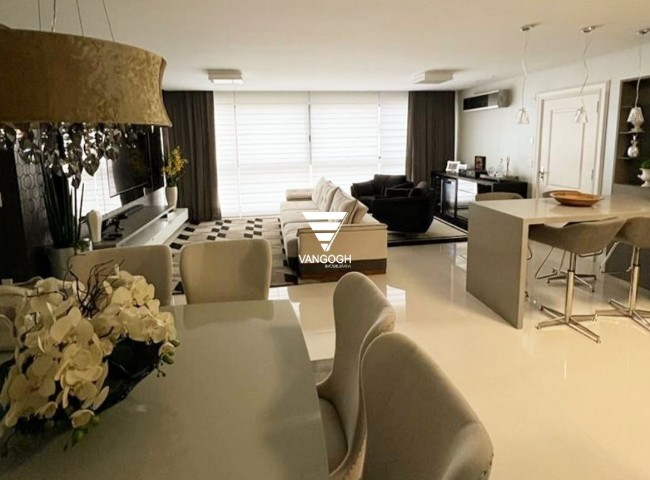 Apartamento 3 dormitórios Privilège Residence, Quadra Mar - Balneário Camboriú