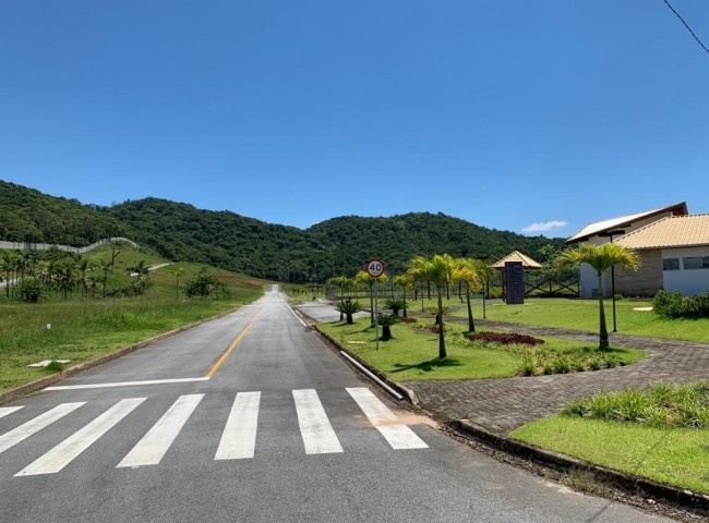 Terreno Parque do Lago, Rio do Meio - Camboriú