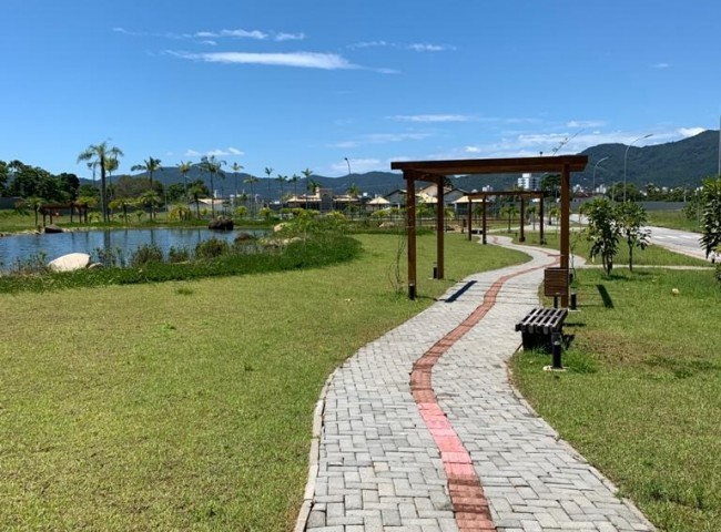 Terreno Parque do Lago, Rio do Meio - Camboriú