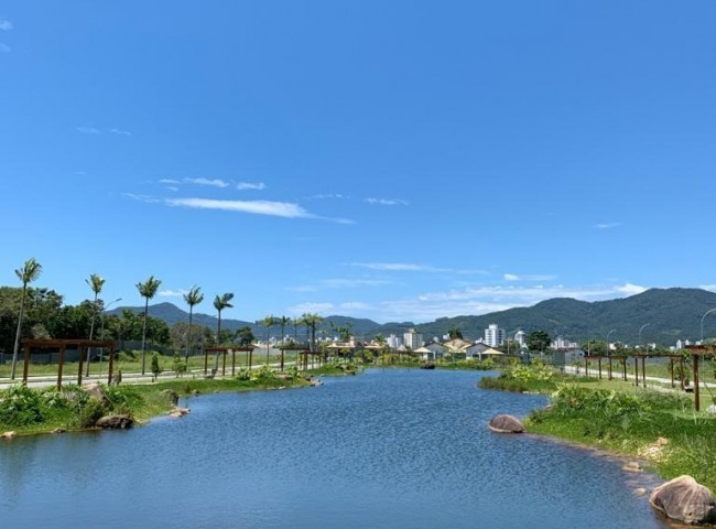 Terreno Parque do Lago, Rio do Meio - Camboriú