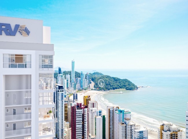 Apartamento 4 dormitórios Meridian Tower