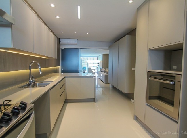 Apartamento 4 dormitórios Brava Home Resort, Praia Brava - Itajaí