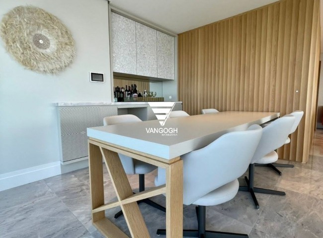 Apartamento 4 dormitórios Epic Tower, Frente Mar - Balneário Camboriú