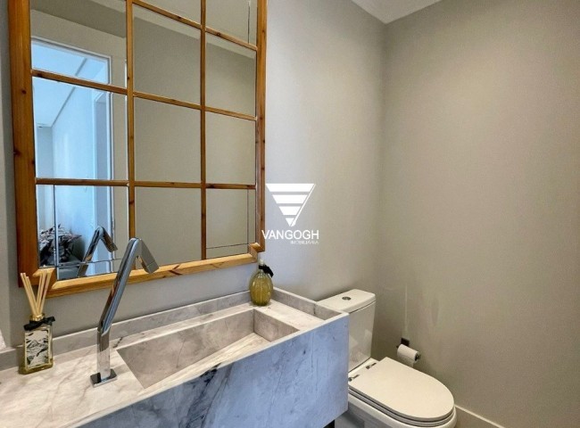 Apartamento 4 dormitórios Epic Tower, Frente Mar - Balneário Camboriú