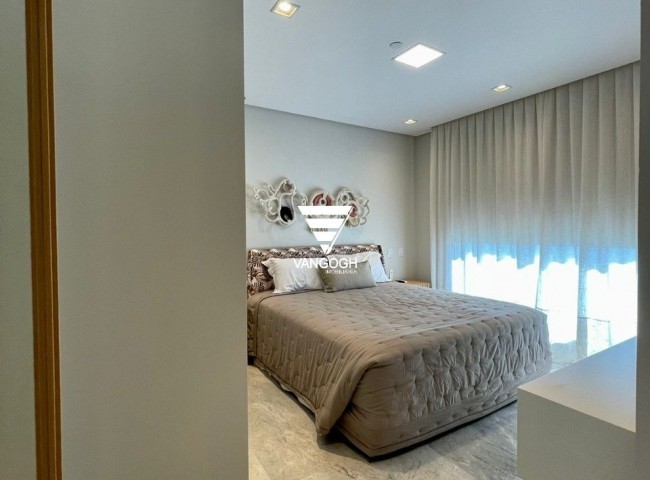 Apartamento 4 dormitórios Epic Tower, Frente Mar - Balneário Camboriú