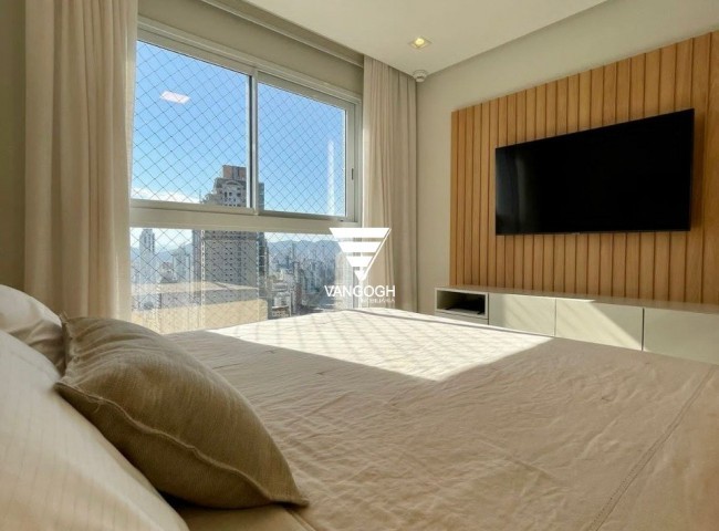 Apartamento 4 dormitórios Epic Tower, Frente Mar - Balneário Camboriú