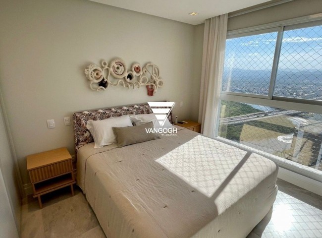 Apartamento 4 dormitórios Epic Tower, Frente Mar - Balneário Camboriú
