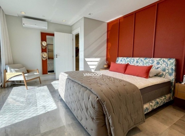 Apartamento 4 dormitórios Epic Tower, Frente Mar - Balneário Camboriú