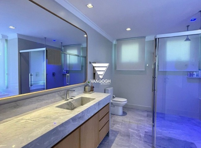 Apartamento 4 dormitórios Epic Tower, Frente Mar - Balneário Camboriú