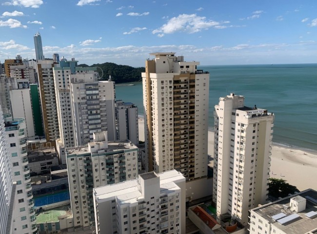 Apartamento 3 dormitórios Eleganza Tower, Quadra Mar - Balneário Camboriú