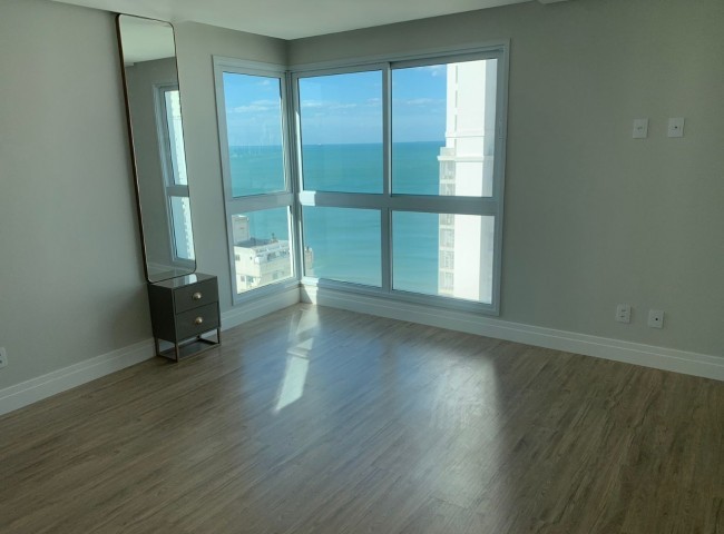 Apartamento 3 dormitórios Eleganza Tower, Quadra Mar - Balneário Camboriú
