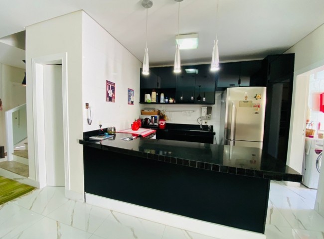 Casa 3 dormitórios , Praia dos Amores - Balneário Camboriú