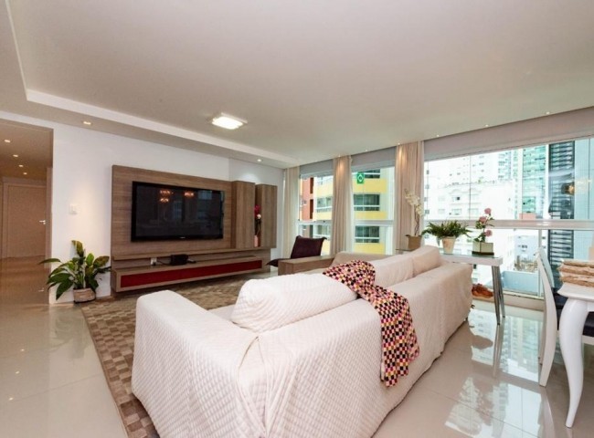 Apartamento 4 dormitórios Palm Beach, Quadra Mar - Balneário Camboriú