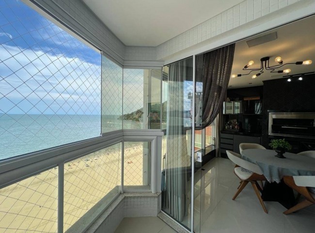 Apartamento 3 dormitórios Notting Hill, Frente Mar - Balneário Camboriú