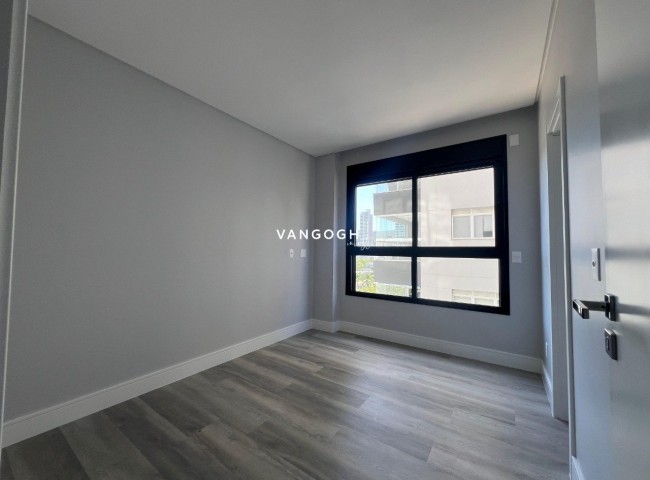 Apartamento 3 dormitórios Dusseldorf