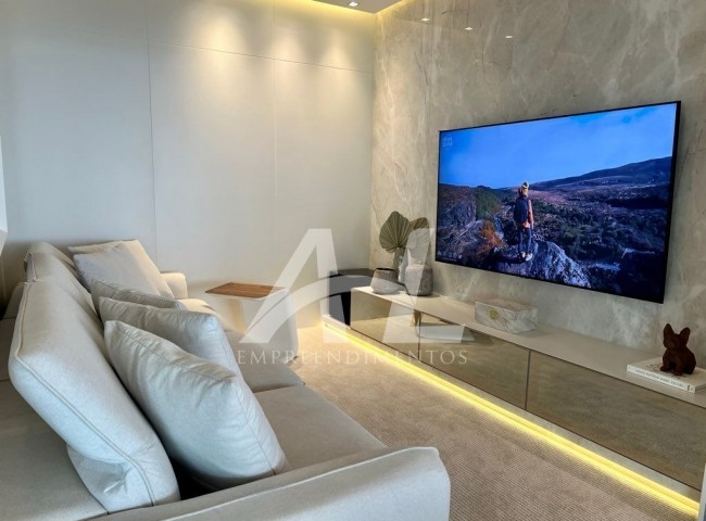 Apartamento 4 dormitórios Millennium Palace, Frente Mar - Balneário Camboriú