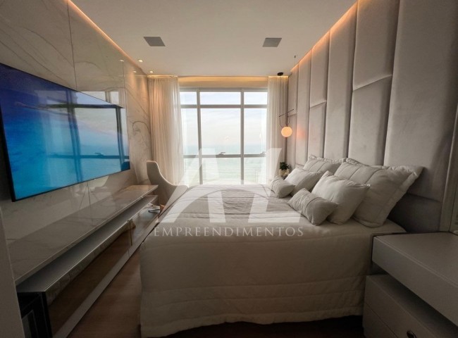 Apartamento 4 dormitórios Millennium Palace, Frente Mar - Balneário Camboriú