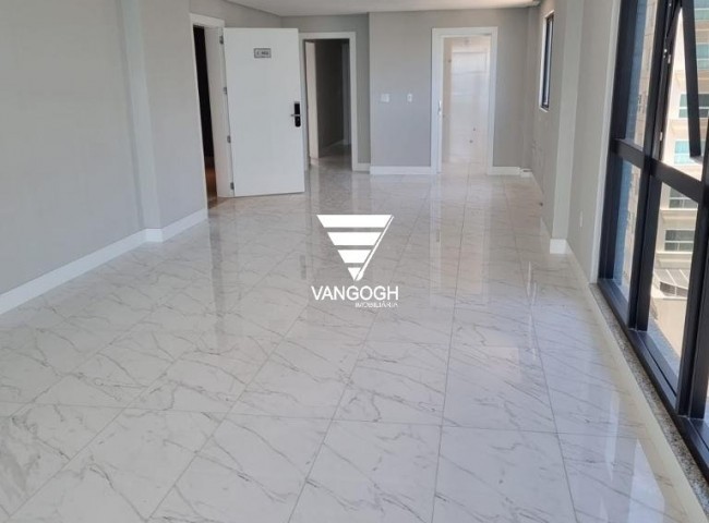 Apartamento 3 dormitórios Beach House Residence, Meia Praia - ITAPEMA