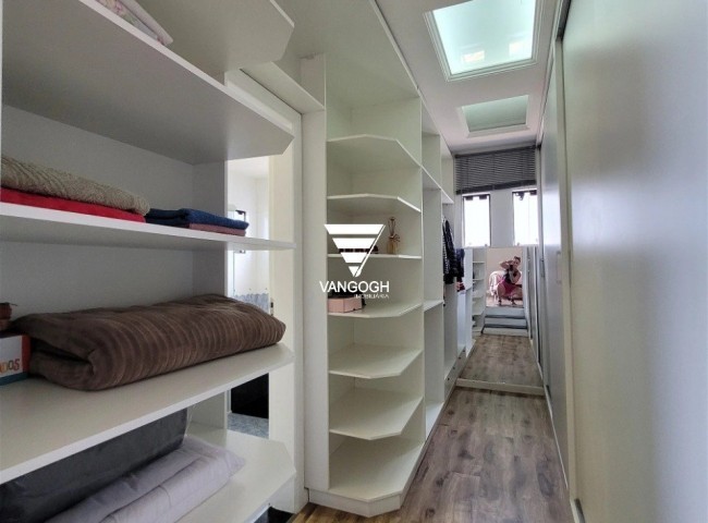 Casa em Condomínio 4 dormitórios Reidencial Ariribá, Ariribá - Balneário Camboriú