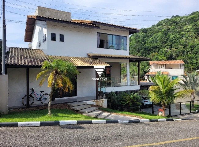 Casa em Condomínio 4 dormitórios Reidencial Ariribá, Ariribá - Balneário Camboriú