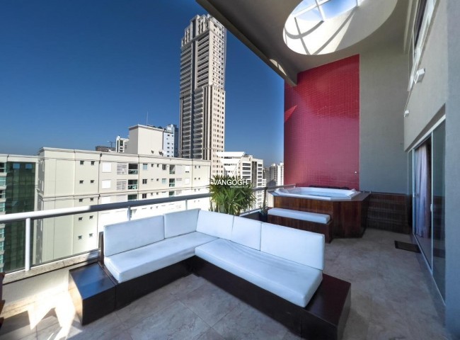 Cobertura 5 dormitórios Las Vegas, Meia Praia - ITAPEMA