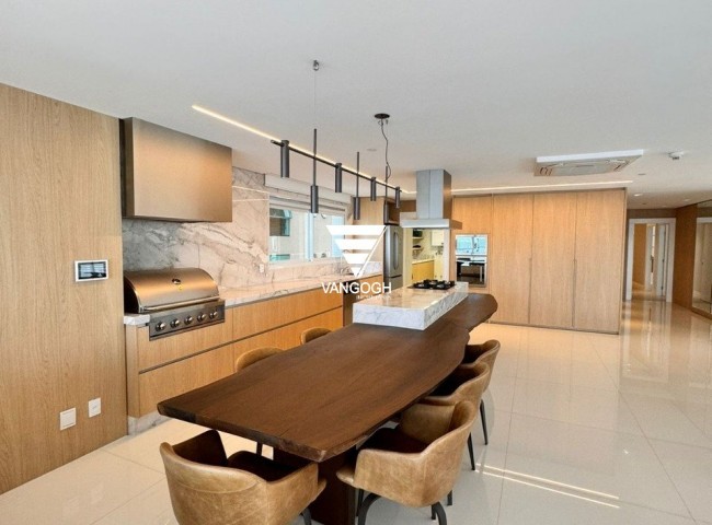 Apartamento 5 dormitórios Epic Tower, Frente Mar - Balneário Camboriú