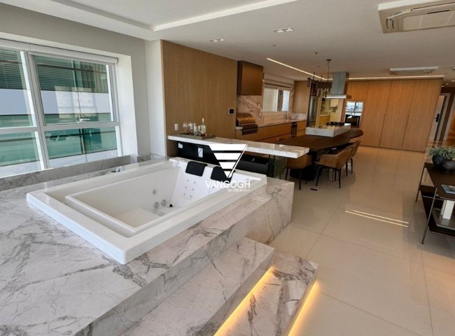 Apartamento 5 dormitórios Epic Tower, Frente Mar - Balneário Camboriú