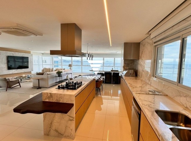 Apartamento 5 dormitórios Epic Tower, Frente Mar - Balneário Camboriú