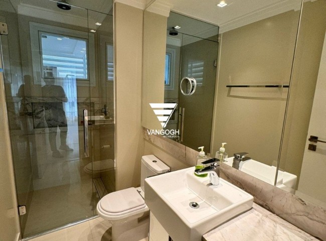 Apartamento 5 dormitórios Epic Tower, Frente Mar - Balneário Camboriú