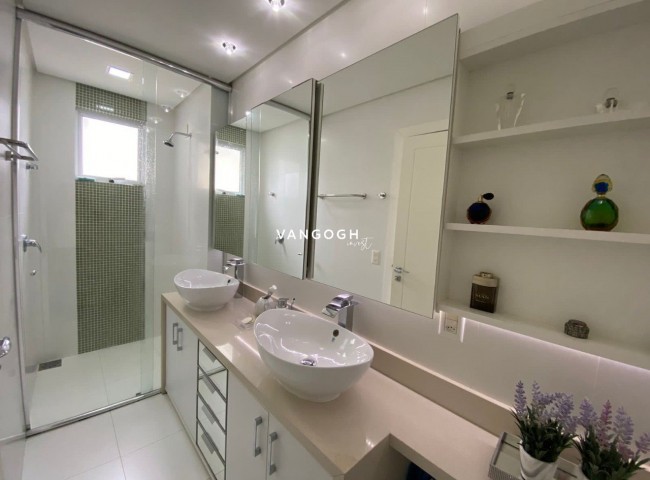 Apartamento 3 dormitórios Vale dos Reis, Centro - Balneário Camboriú
