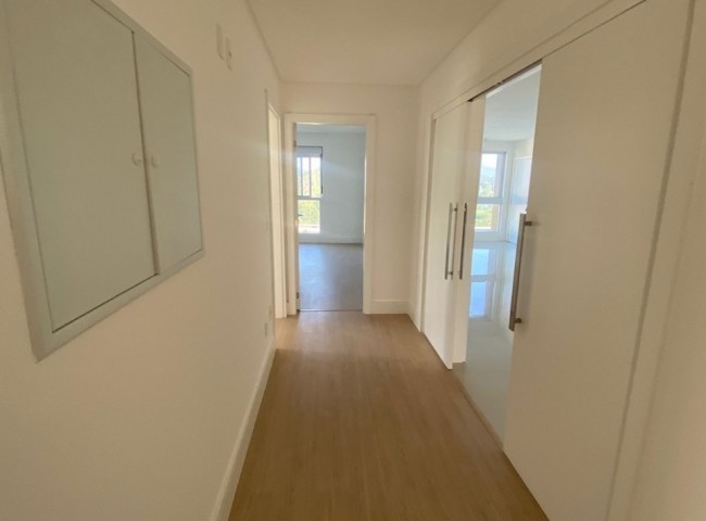 Apartamento 4 dormitórios Mirante Das Águas, Quadra Mar - Balneário