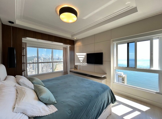 Apartamento 4 dormitórios Dalcelis, Quadra Mar - Balneário Camboriú
